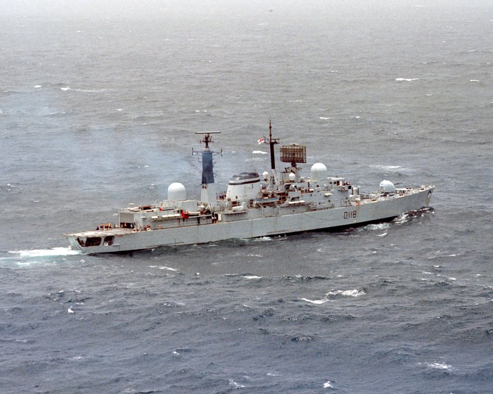 HMS Coventry (D118) underway c1982