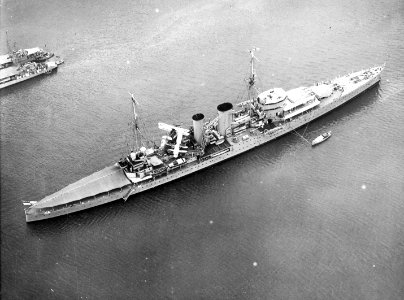 HMS Exeter (68) at anchor in Balboa harbor on 24 April 1934