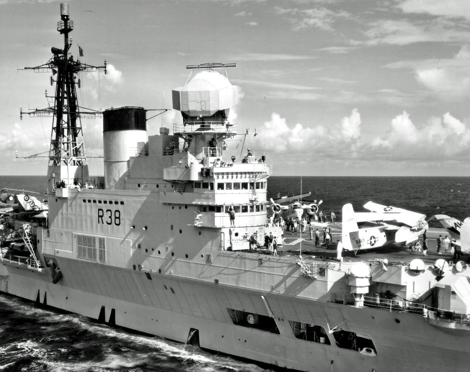 HMS Victorious island 1959