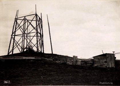Hochstand bei Podmohila. (1-III.1918.) (BildID 15712978)