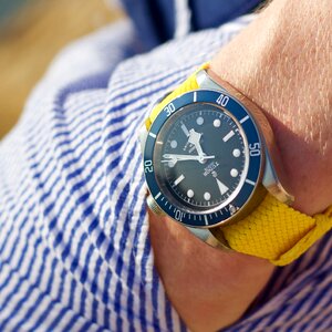Wristwatch precision tudor