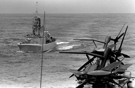HMCS Fraser (DDH 233) in the Baltic 1992