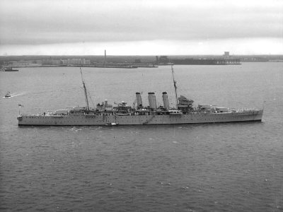 HMS Norfolk (78) in Hampton Roads on 29 September 1933