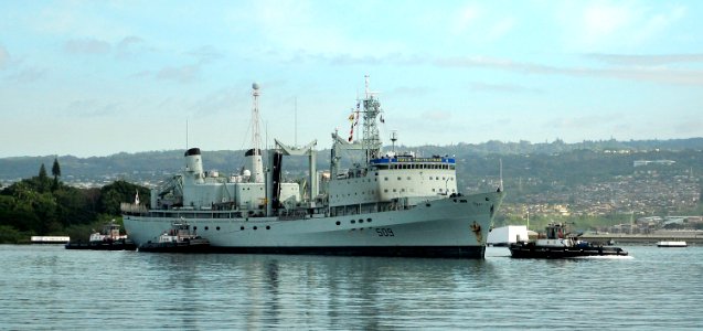 HMCS Protecteur arrives at Joint Base Pearl Harbor-Hickam 140306-N-QG393-016