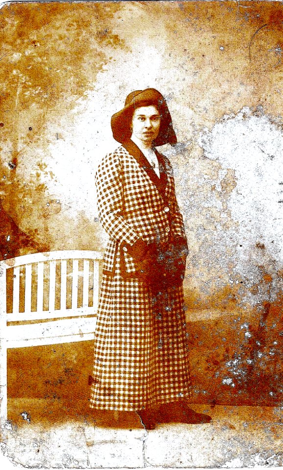 Holka Paolina (Kolonits Ferencne) c 1916