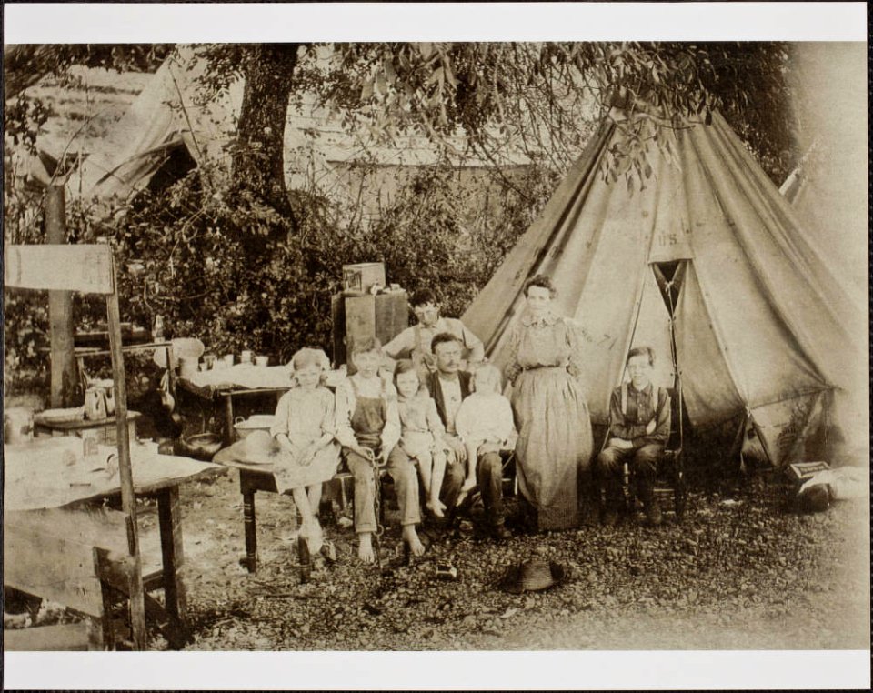 Hollingsworth family at a migrant worker camp, Hopland, California, about 1906