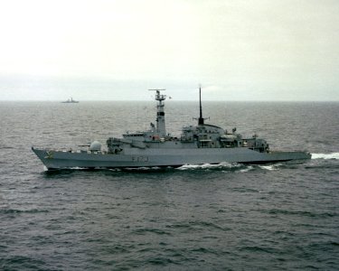 HMS Arrow (F173) underway c1982