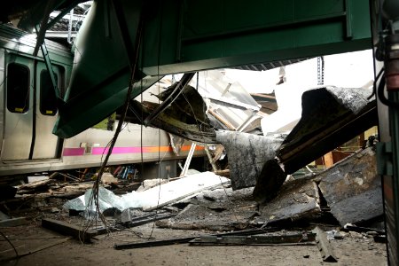 Hoboken, New Jersey terminal damage (30036284006)