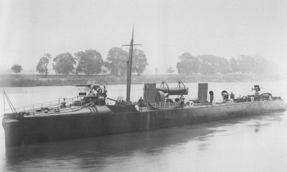 HMS Daring at Chiswick