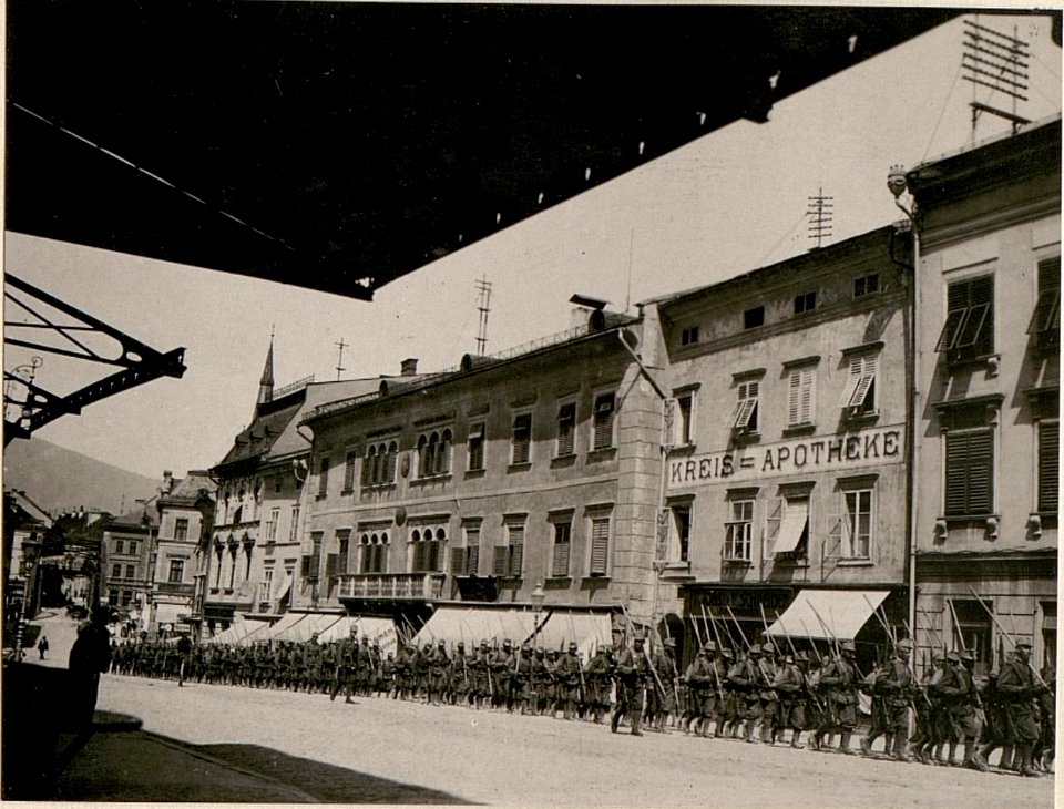 Hochgebirgs-Komp.am Marsche (Villach) (BildID 15799965)