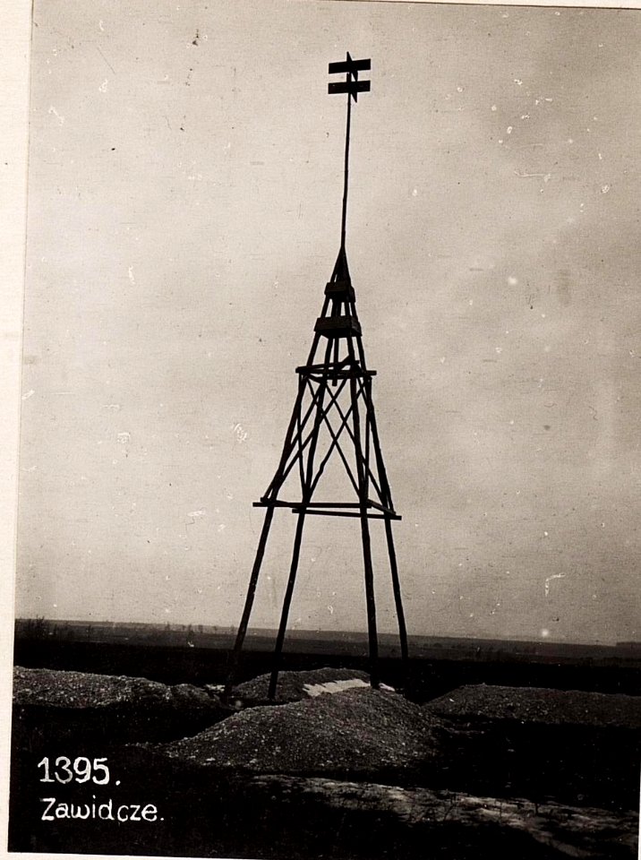 Hochstand bei Batyjow, (6-III.1918.) (BildID 15712795)