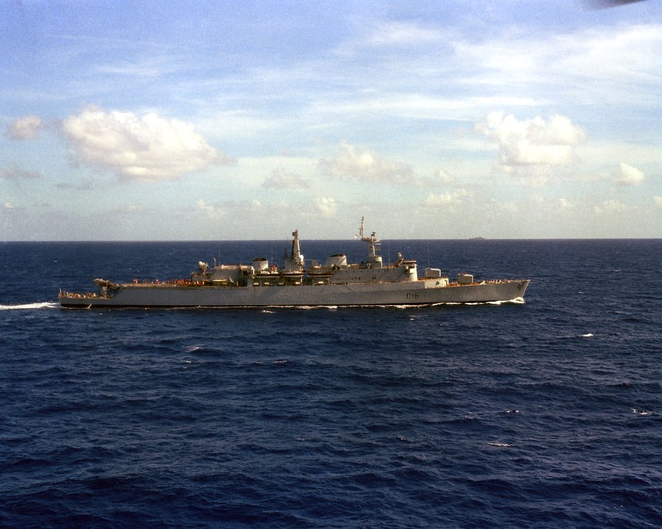 HMS London D16 1982