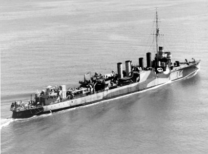HMS Roxburgh (I07) underway in Hampton Roads on 3 September 1942