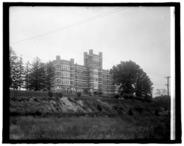Holy Cross Academy LCCN2016826064