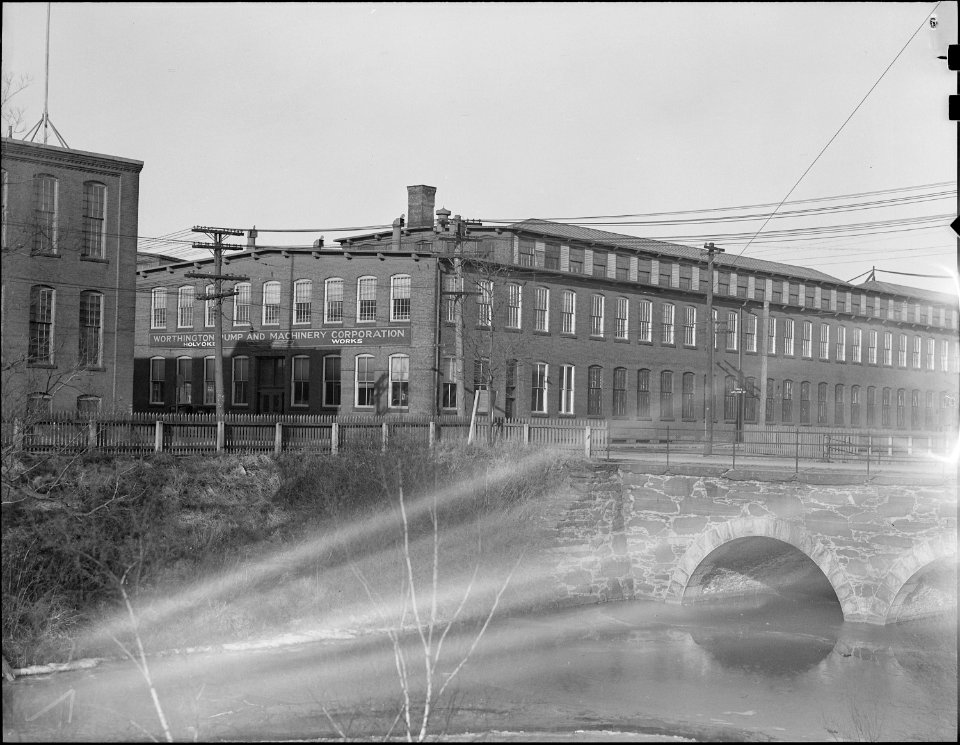 Holyoke, Massachusetts - Scenes. A down mill, absentee ownership type owned by an international firm which has... - NARA - 518359