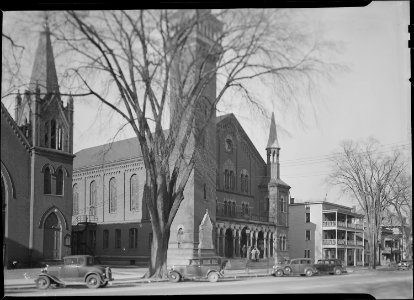 Holyoke, Massachusetts - Scenes. Town Hall. - NARA - 518301