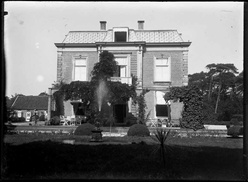 Hoflaan 22, Huize Kranenburgh - Regionaal Archief Alkmaar - FO1400052