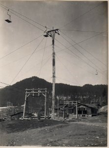 Hohe Stütze der Seilbahn 3. Monte Rover (BildID 15643405)