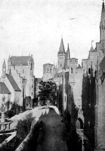 Hohenzollern Burghof1