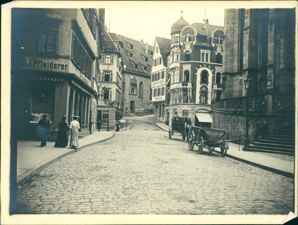 Holzmarkt Tübingen zum Pfleghof hin (Fotografie ca1905)
