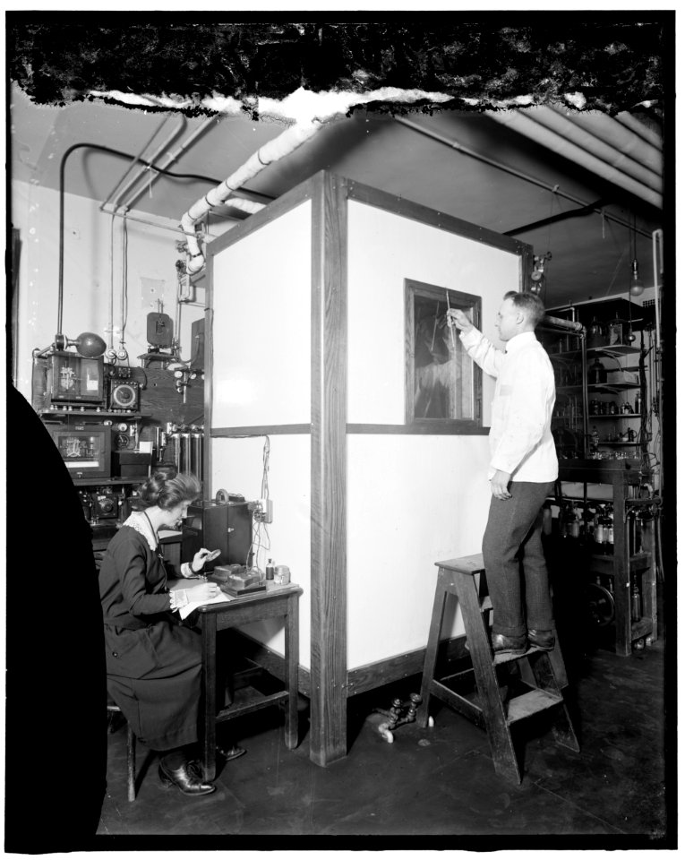 Home Economics Section LOC hec.14161