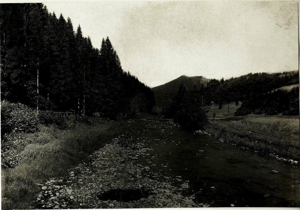 Holowczanka-Tal.Russ.Unterkünfte am Fusse der Makowka. (BildID 15431695)