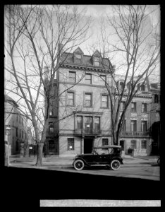 Home of Chas. E. Hughes, 1529 18th, (Washington, D.C.) LCCN2016823693