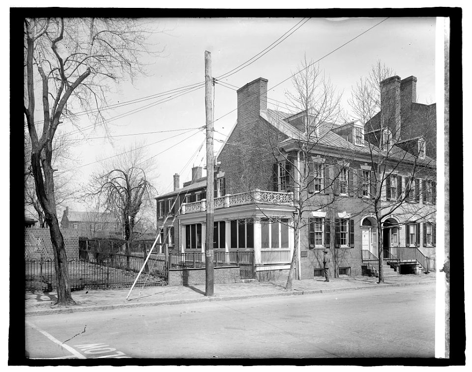 Home of Light Horse Harry Lee, Alex., Va. (Ford Motor Co.) LCCN2016825926
