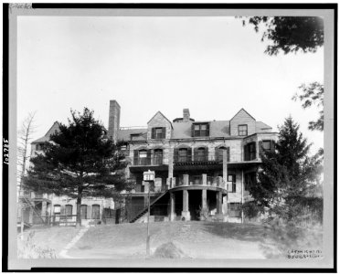 Home of Mary Baker Eddy, Chestnut Hill, Massachusetts LCCN91720626