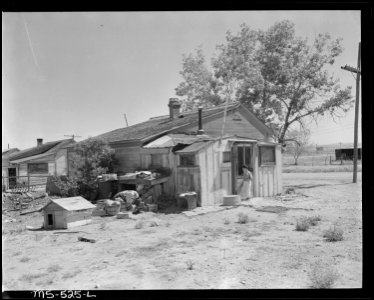 Home of Manuel Alcala, miner, living in company housing project. National Fuel Company, Monarch Mine, Broomfield... - NARA - 540469