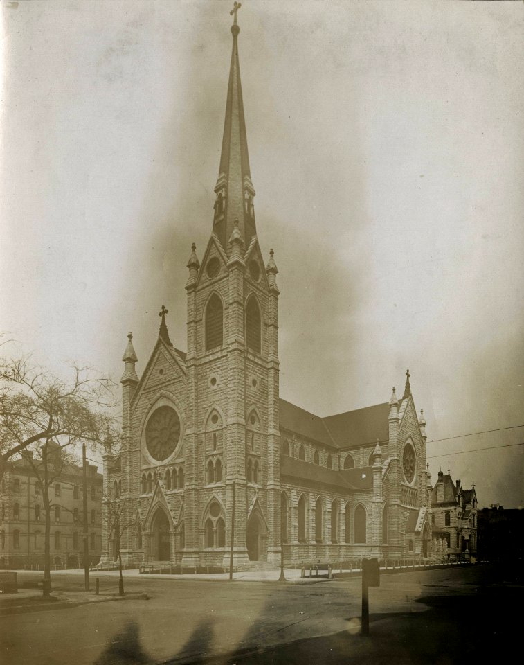 Holy Name Cathedral, Chicago, between 1913 and 1914 (NBY 787)