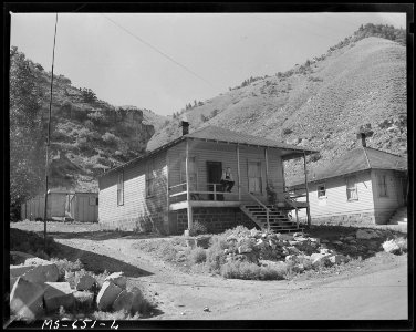 Home of miner living in company housing project. Utah Fuel Company, Castle Gate Mine, Castle Gate, Carbon County, Utah. - NARA - 540552