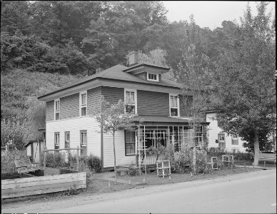 Home of miner who lives in company housing project. The Pocahontas Corporation, 33-34 Mine, Bishop, Tazewell County... - NARA - 540691