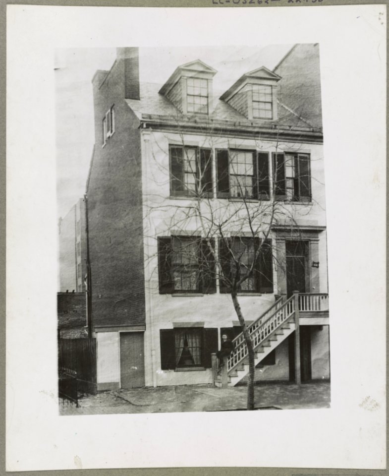 Home of Mrs. Surratt - on H Street, N.W. between 6th and 7th streets LCCN2013648749