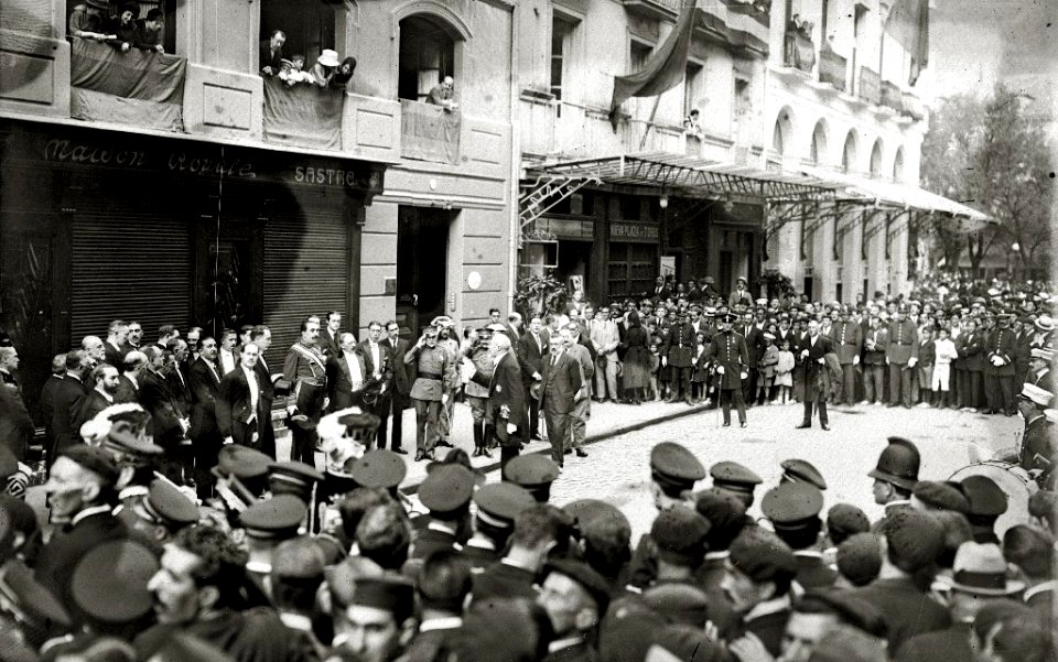 Homenaje a Usandizaga en la plaza de Gipuzkoa (5 de 5) - Fondo Car-Kutxa Fototeka