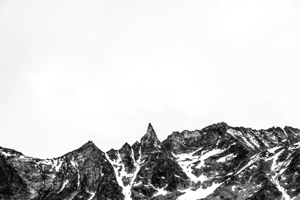 Snow winter black and white