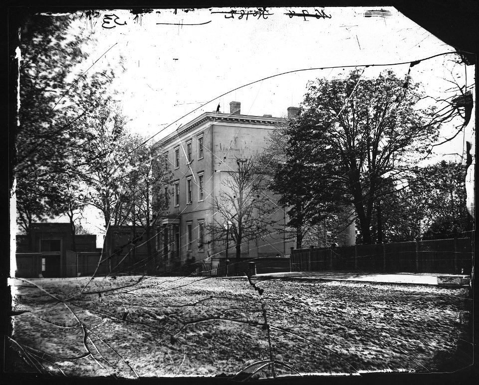 Hon. Jeff Davis House at Richmond, Va - NARA - 524472