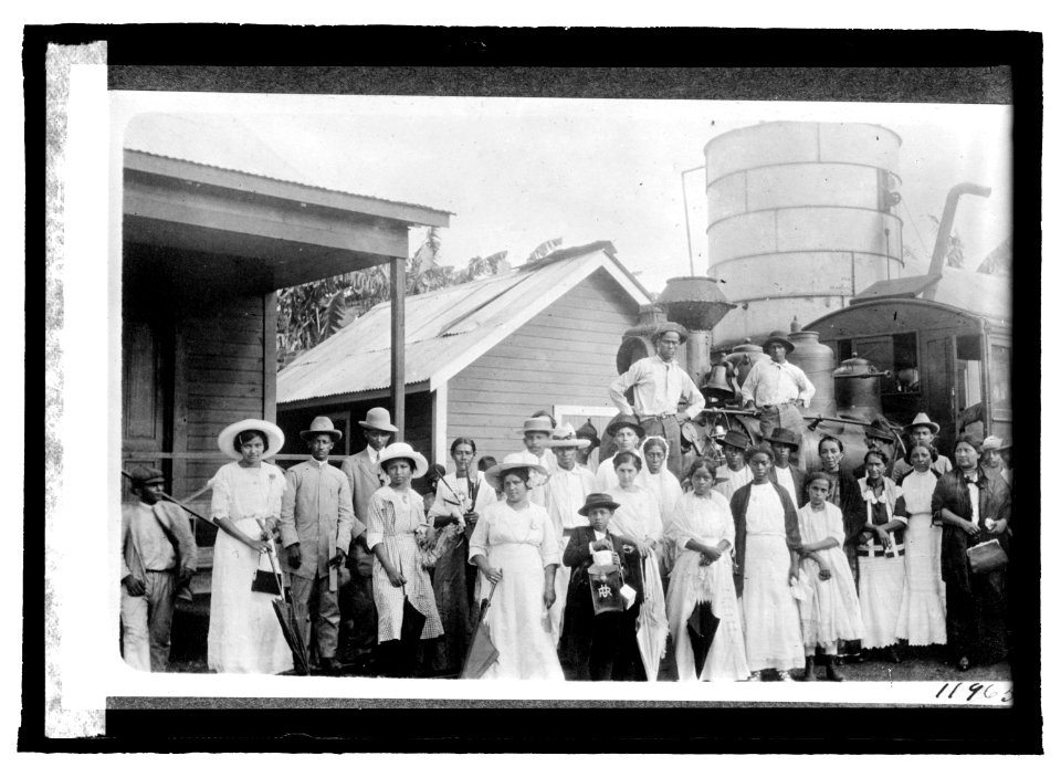 Honduras, La Ceiba, R.R. Station LCCN2016821993