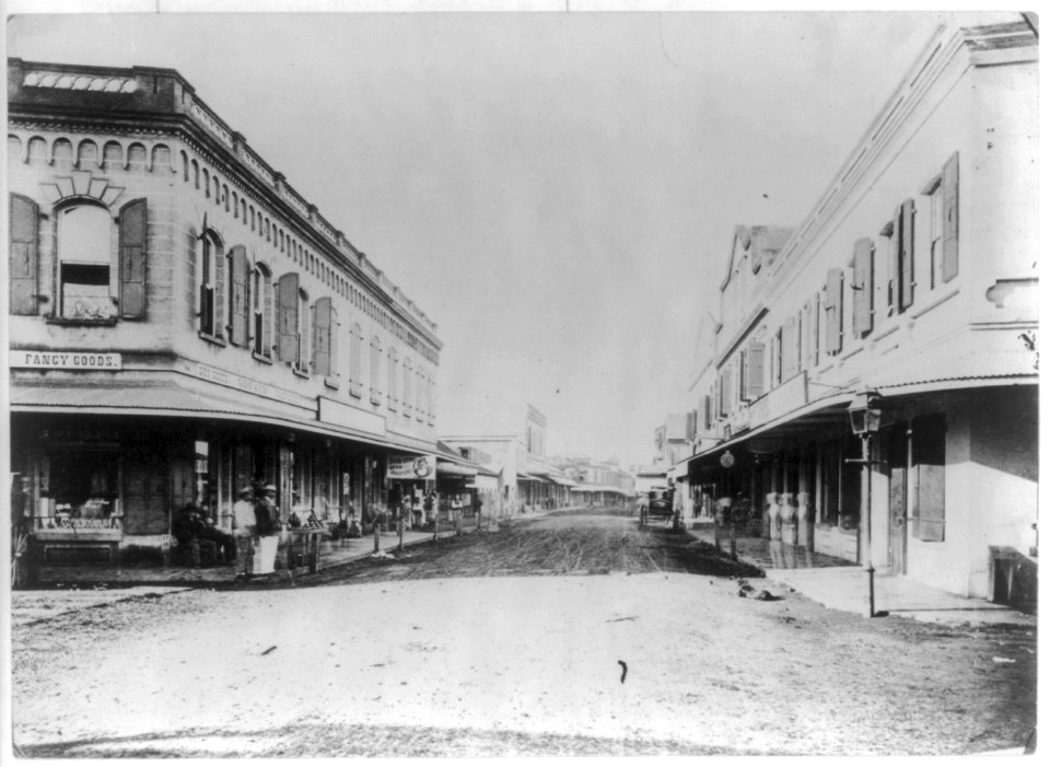 Honolulu, Hawaii, view of Main Street LCCN2016649418 photo