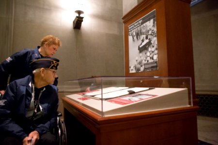 Honor Flight 20151019-01-099 (22348995161)