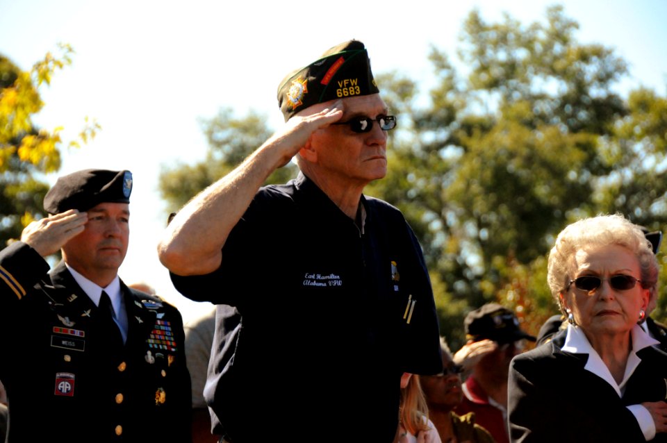 Honoring Veterans (6331963771)