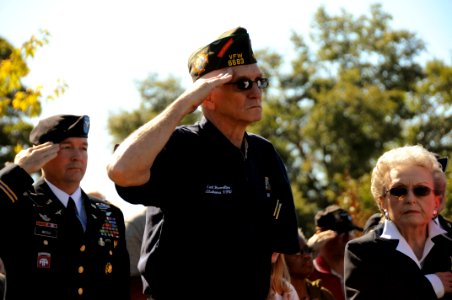 Honoring Veterans (6331963771)