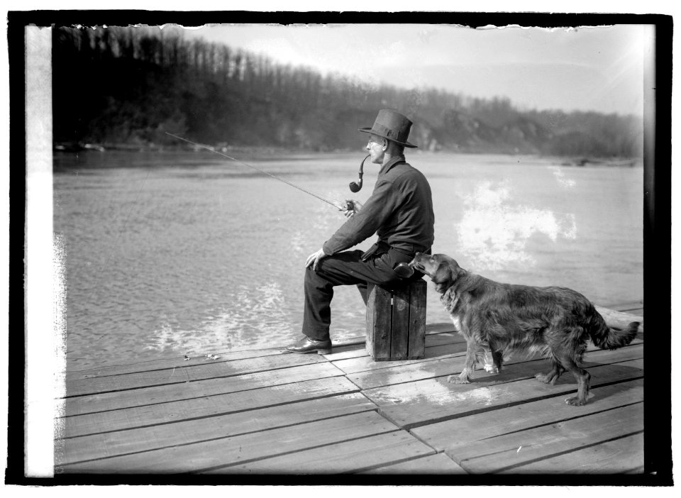 Hooch Hound, 2-23-22 LCCN2016846095