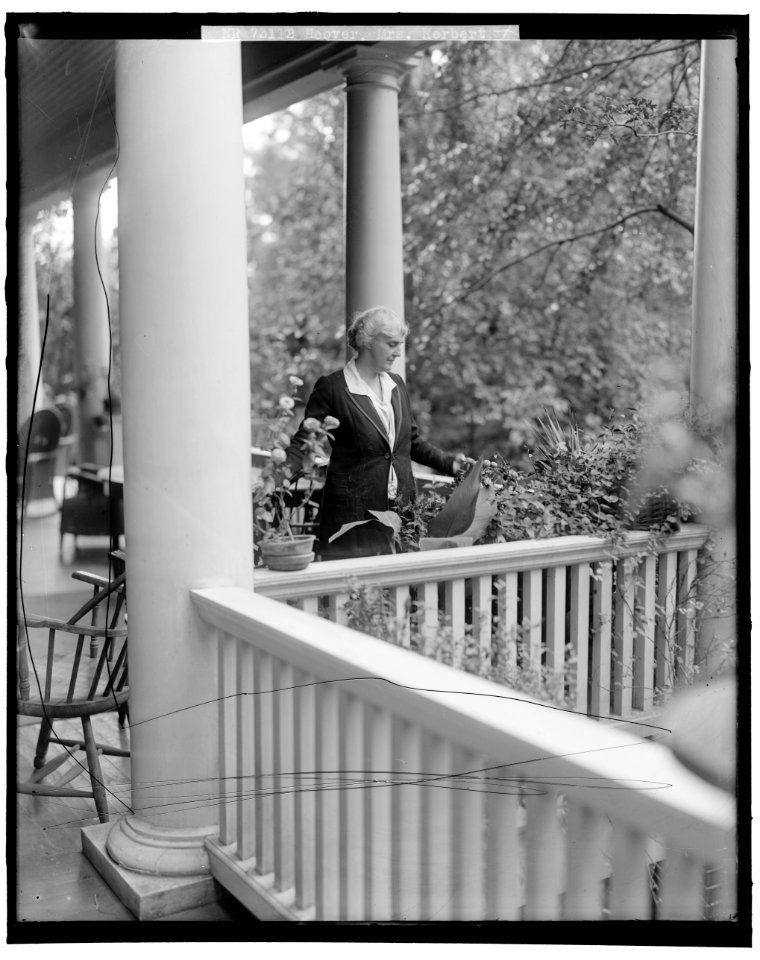 HOOVER, HERBERT C., MRS. LCCN2016860974