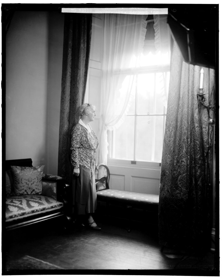 HOOVER, HERBERT C., MRS. LCCN2016860978