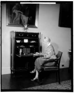 HOOVER, HERBERT C., MRS. LCCN2016860980