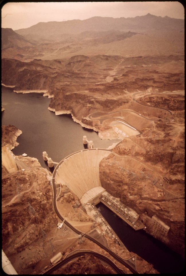 Hoover-dam-on-the-colorado-river-may-1972 7152670743 o