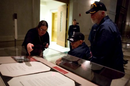 Honor Flight 20151019-01-052 (22349025531) photo