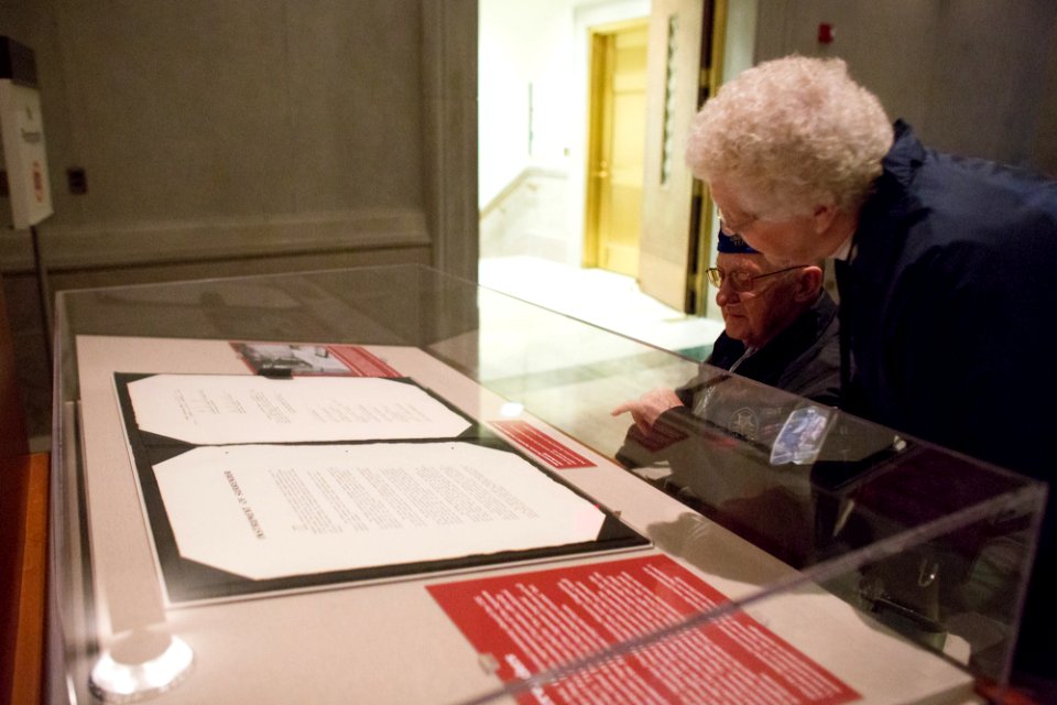 Honor Flight 20151019-01-102 (22150329990)