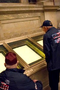 Honor Flight 20151019-01-046 (22349030991)